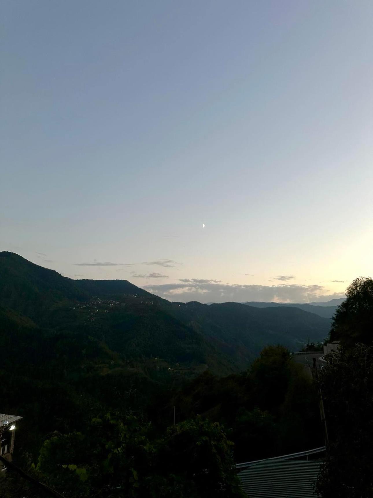 Guest House Sunrise Khulo Ngoại thất bức ảnh